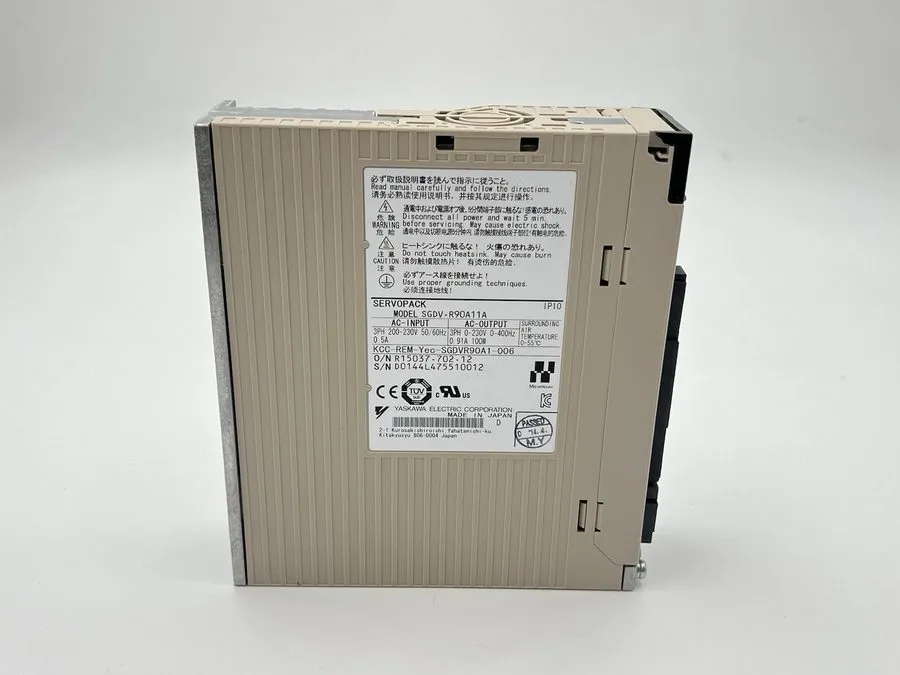 Сервопривод YASKAWA SGDV-R90A11A Servo Drive