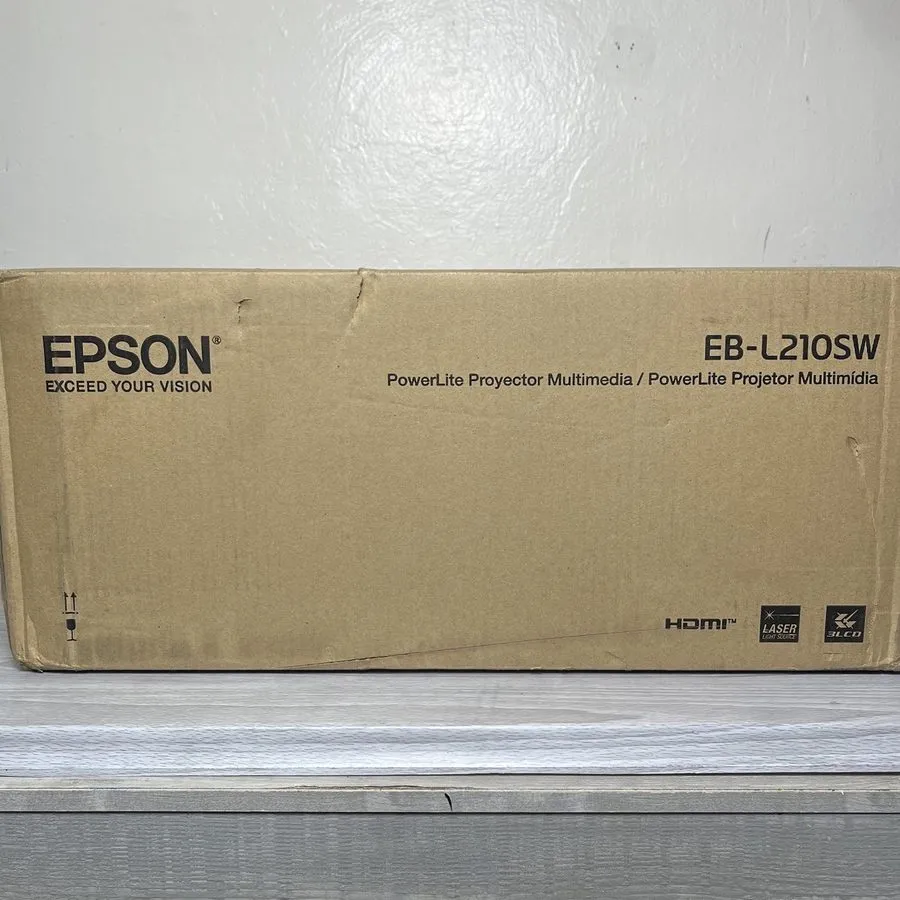 Проектор EPSON EB-L210SW WXGA 3LCD Laser Projector 4,000lm 120" Tracking — фото лота 2
