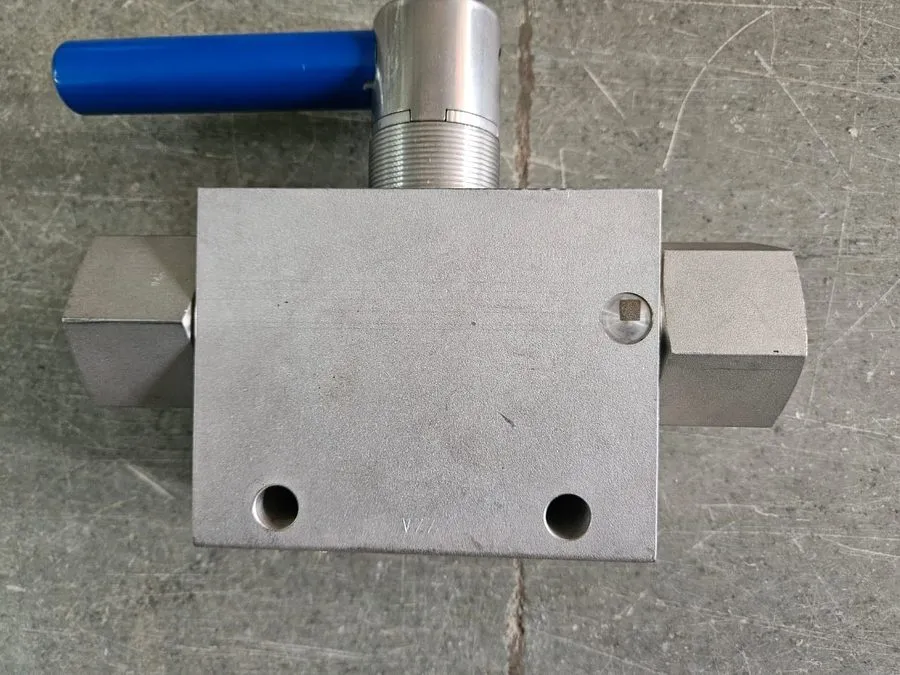 Клапан SWAGELOK SS-12FKBF12 Ball Valve 3/4IN