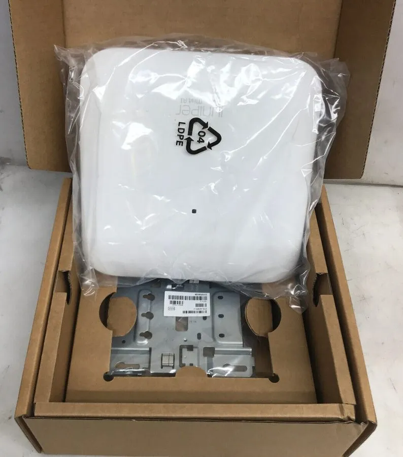 Точка доступа Wi-Fi JUNIPER Wi-Fi 6E Indoor Access Point 802.11ax Unclaimed AP45