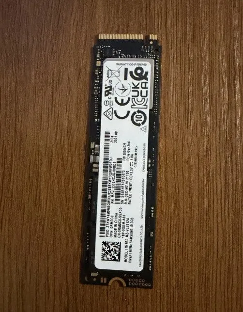 SSD-накопитель Samsung PM9A1 512GB M.2 2280 NVMe SSD PCIe Gen3 x4 MZVL2512HCJQ-0