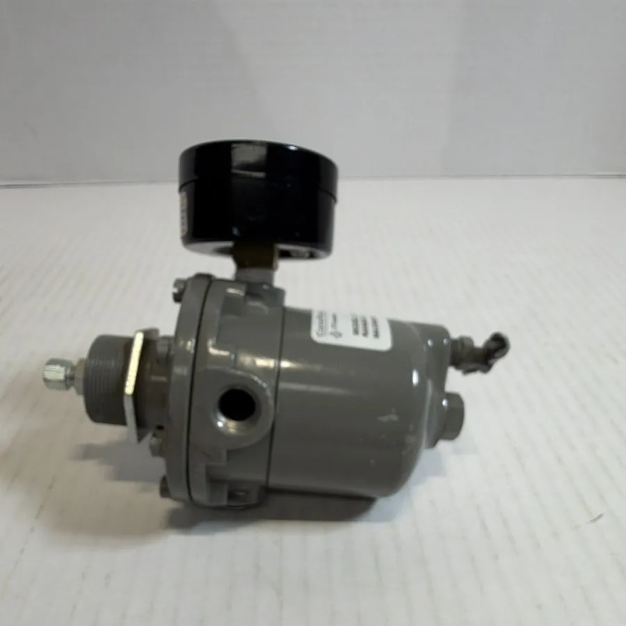 Трубопроводная арматура Conoflow GFH60XTKEX1G Air Pressure Regulator 0-125 PSI,  — фото лота 2