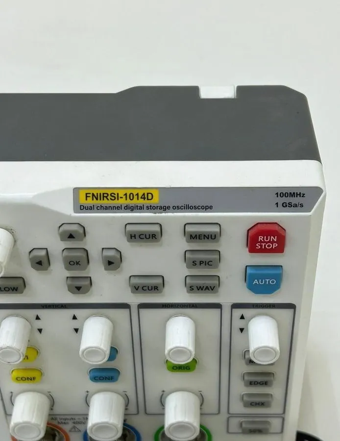 Осциллограф FNIRSI-1014D Digital Oscilloscope 100MHz 1GSa/s 240Kbit Signal Gener