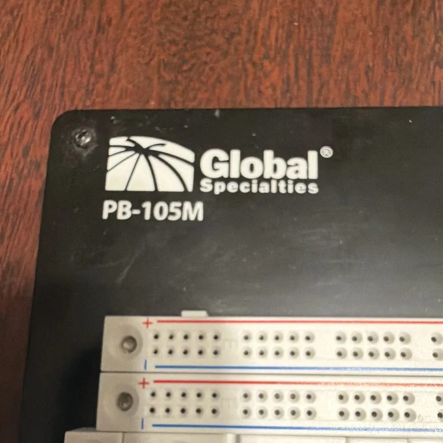 Электронный компонент Global Specialties PB-105M Solderless Breadboard 1050 Tie- — фото лота 1