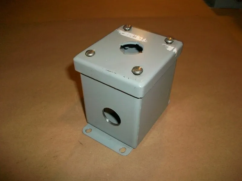 Монтажный шкаф Hoffman E-1PBGX Waterproof Enclosure W/ Allen Bradley 800M-XAK St