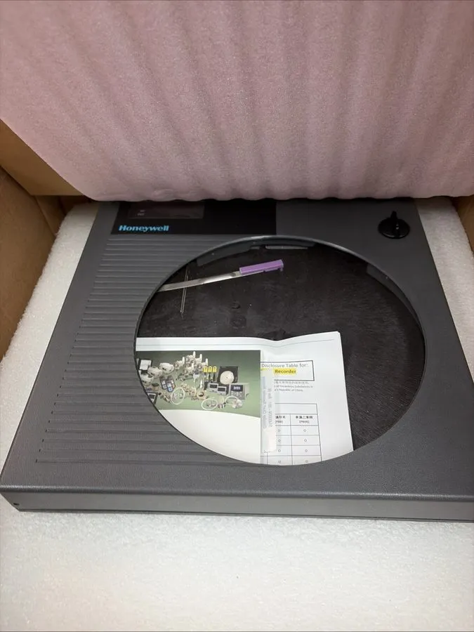 Регистратор Honeywell DR4300 Circular Chart Recorder DR4312-22SS-G0100-0000-0000 — фото лота 2
