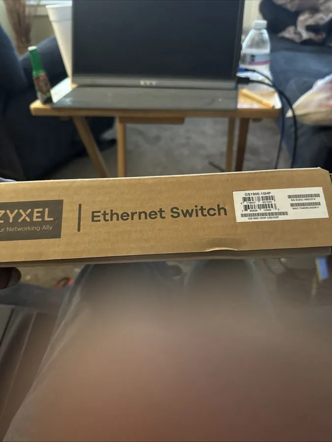Коммутатор ZyXEL GS1900-10HP Smart Managed Switch 8-Port Gigabit PoE w/ 2 SFP — фото лота 1