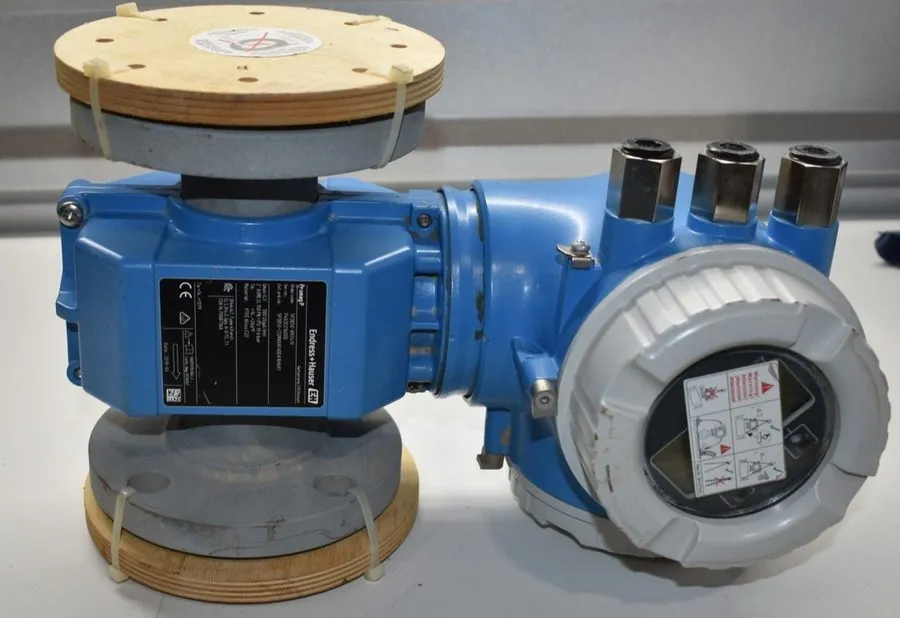 Расходомер Endress Hauser 5P3B50-8924/0 Promag 300 P Flowmeter 2" 5P3B50-CSIMADA — фото лота 1
