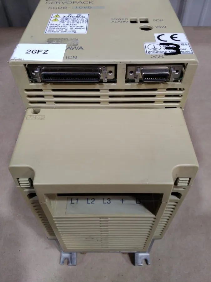 Сервопривод Yaskawa SGDB-10VD Sigma Servopack AC Servo Drive 1kW