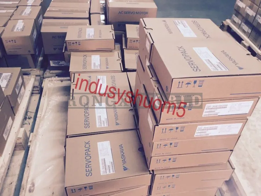 Серводвигатель YASKAWA SERVO MOTOR SGMGV-05D3W-YG14