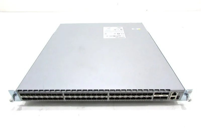 Коммутатор Arista DCS-7280SE-64-R 7280SE Switch 48 x SFP+ 4 x QSFP R to F 2 x 50