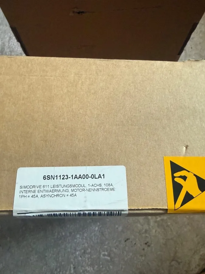 Сервоусилитель SIEMENS Simodrive 611 6SN1123-1AA00-0LA1 LT-Module Internal 108A 
