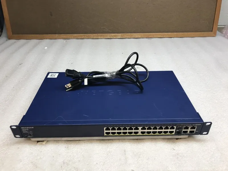 Коммутатор NETGEAR PROSAFE FS728TP V2 24-Port Ethernet PoE Smart Network Switch