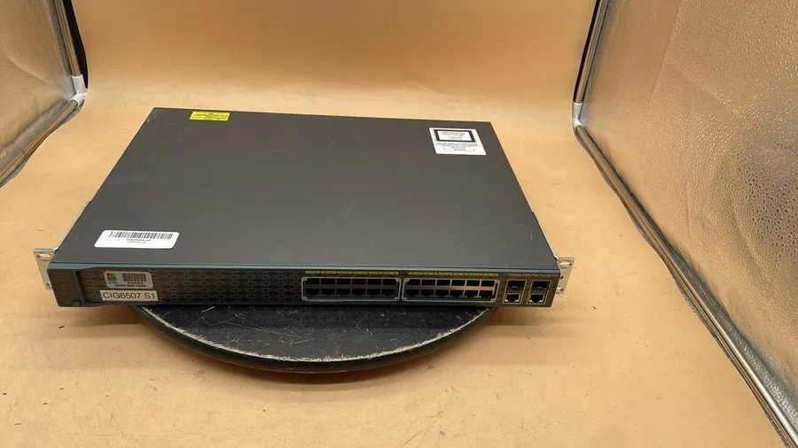 Коммутатор Cisco Catalyst 2960-Plus 24-Port PoE Switch WS-C2960+ -S Sold As Is