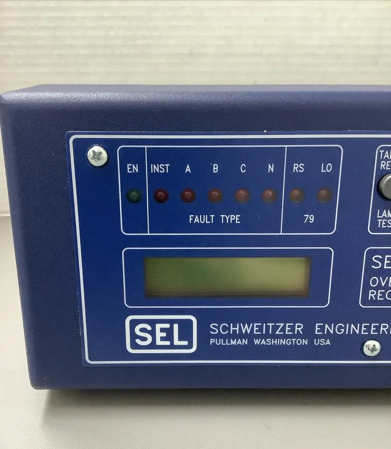 Реле защиты Ship SEL-551 OVERCURRENT RELAY RECLOSING 055100CX6X2X 220vdc
