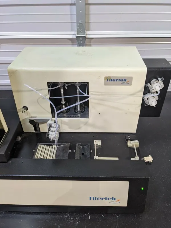 Оборудование Titertek MAP-C2 Agar Dispenser 52045 Microplate Washer with Stacker — фото лота 1