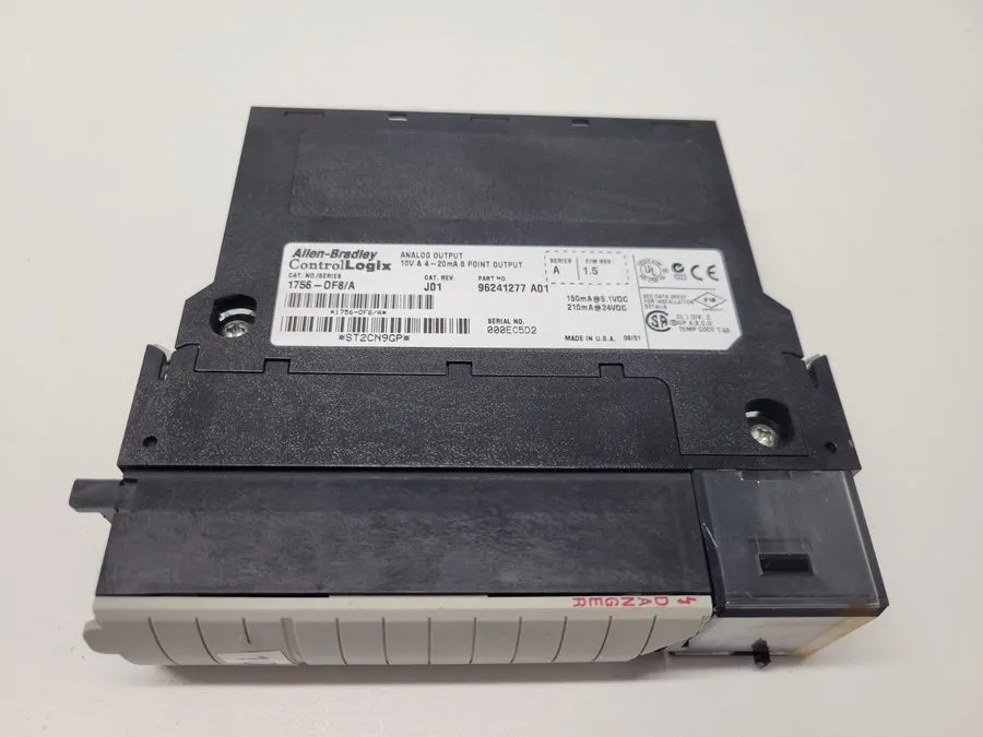 Модуль ввода-вывода Allen-Bradley ControlLogix 1756-OF8/A 8 Analog Output Module