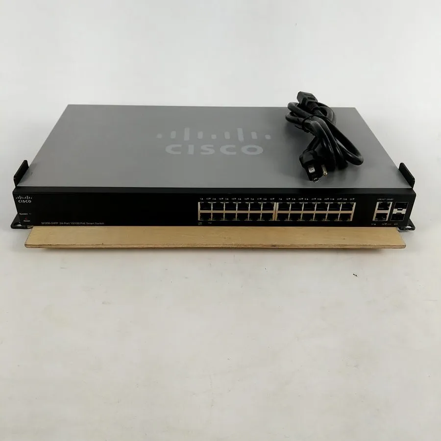 Коммутатор Cisco SF200-24FP 24-Port 10/100 PoE Smart Switch w/ Cord
