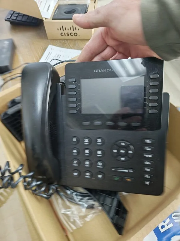 Grandstream GXP2170 High-End IP Phone Black