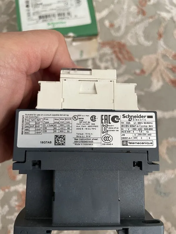 Контактор LC1D18G7 IEC Contactor, TeSys Deca, Nonreversing 18A 10HP at 480VAC — фото лота 2