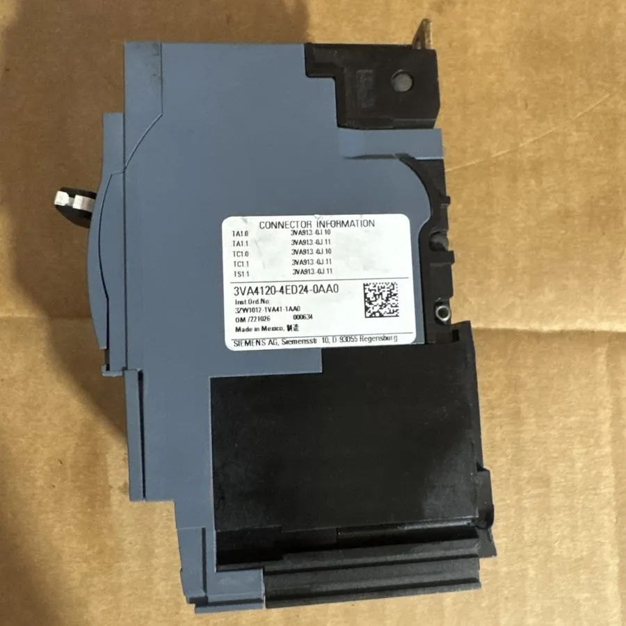 Автоматический выключатель Siemens 3VA4120-4ED24-0AA0 2 Pole 20 Amp 480V Circuit