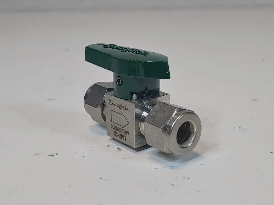 Клапан Swagelok SS-6P4T Plug Valve 3/8" Stainless Tube Fitting
