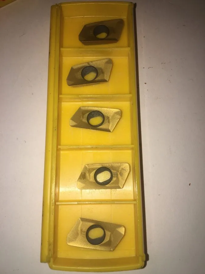Режущий инструмент SDER43PDSR8GB KC725M KENNAMETAL INSERT (loc M14)