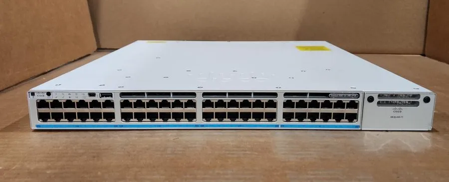 Коммутатор Cisco C9300-48UXM-E Catalyst 9300 48-port 2.5G (12 10G/mGig) Network 