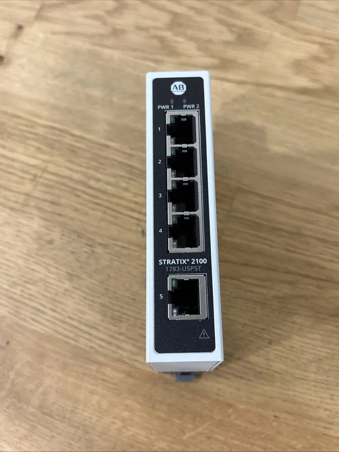 Коммутатор Allen Bradley 1783-USP5T Stratix 2100 Unmanaged Ethernet Switch — фото лота 1
