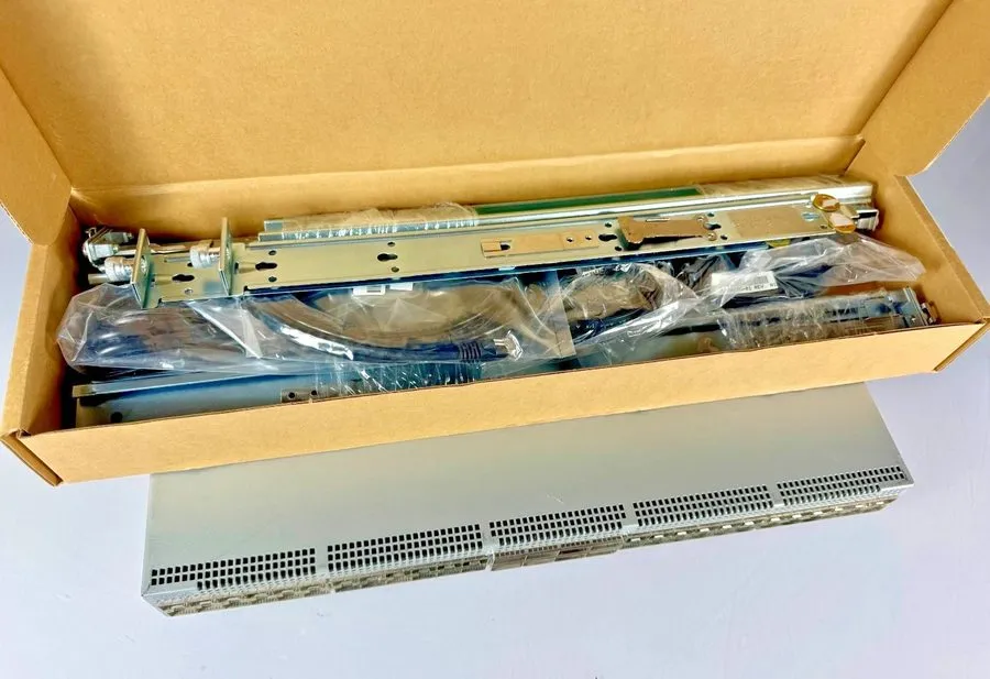 Трансивер Arista DCS-7280SR2-48YC6-F 48x 25GbE 6x 100GbE Switch Front-to-Rear