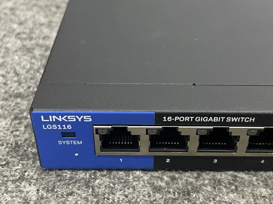 Коммутатор LINKSYS LGS116PV2 16 PORT SWITCH — фото лота 1