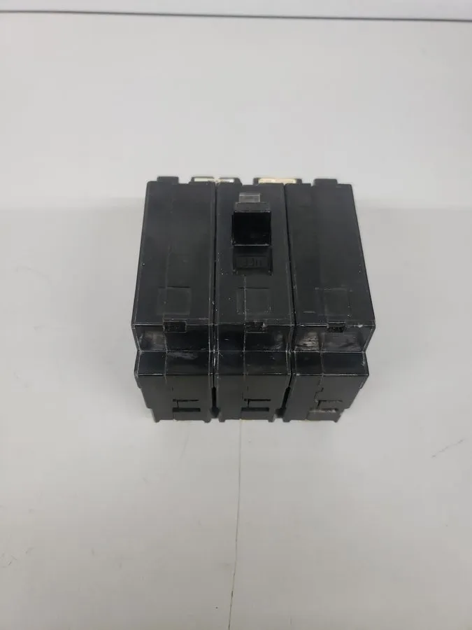 Автоматический выключатель Square D EH34040 40A 3Pole 480V 50/60Hz Circuit Break