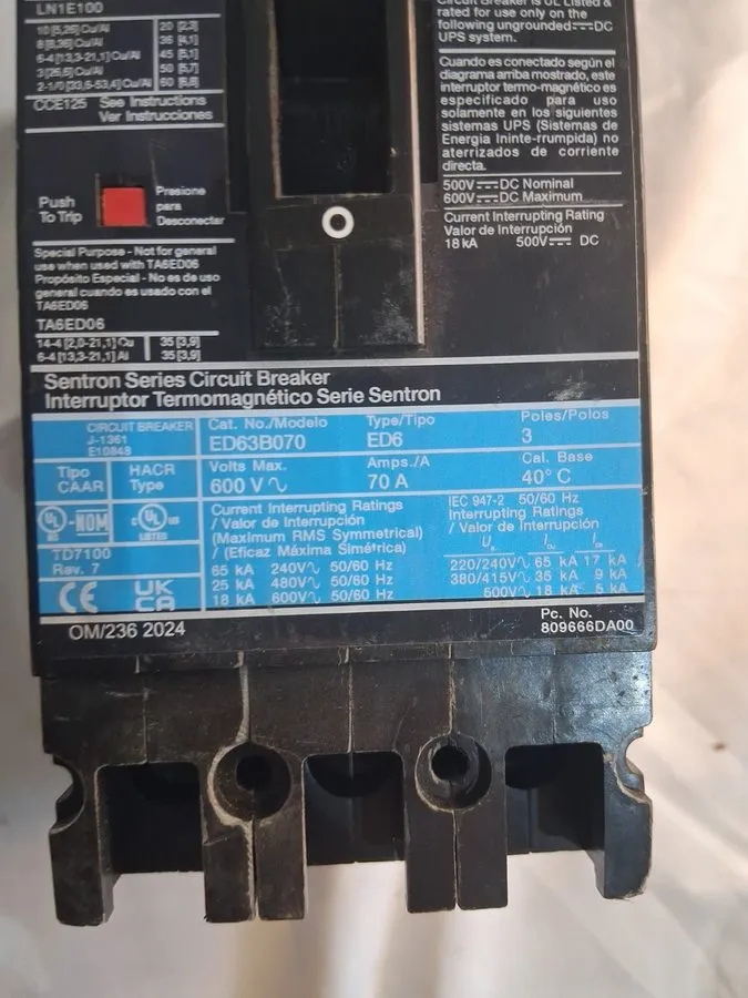 Автоматический выключатель Siemens ED63B070 Circuit Breaker 3 Pole 70A 600V Sent