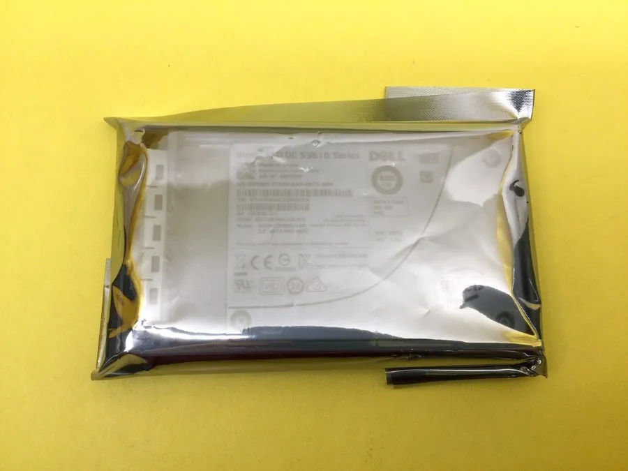 SSD-накопитель 09F3GY DELL /Intel DC S3610 Series SSDSC2BX800G4R 800GB 2.5 inch 