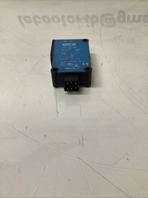 Фотоэлектрический датчик SICK WS27-3D2630 2033595 photoelectric sensor