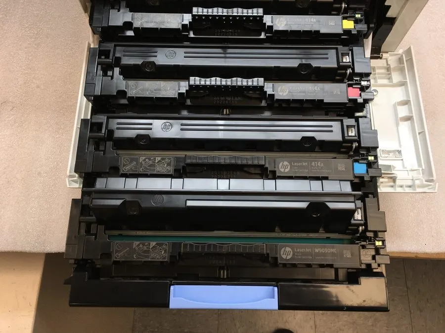 Лазерный принтер HP Color LaserJet Managed E45028dn Laser Printer 3QA35A with 4k — фото лота 2