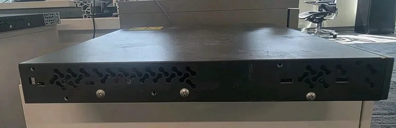 Коммутатор Cisco Catalyst 3560 Series 24 Port Gigabit Switch WS-C3560G-24TS-S — фото лота 4