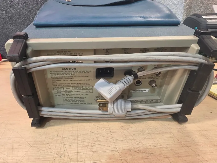 Осциллограф TEKTRONIX 2440 500 MS/s DIGITAL OSCILLOSCOPE