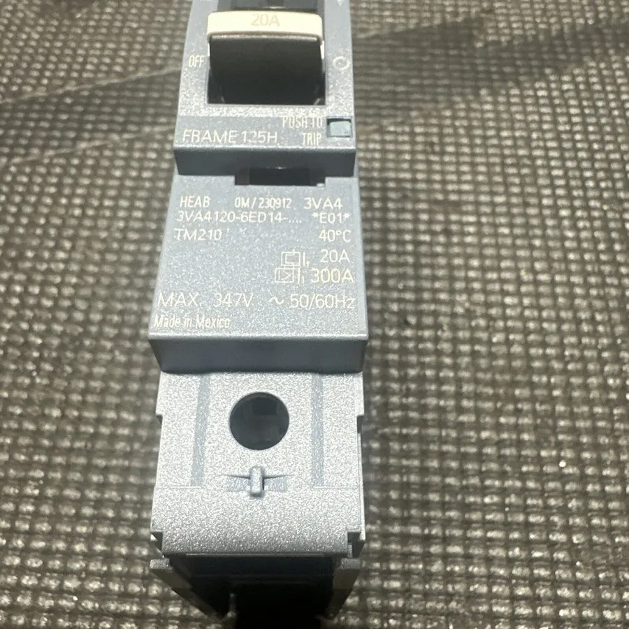 Автоматический выключатель 3VA4120-6ED14-0AA0 Siemens 20A 1-Pole 3VA Frame Circu