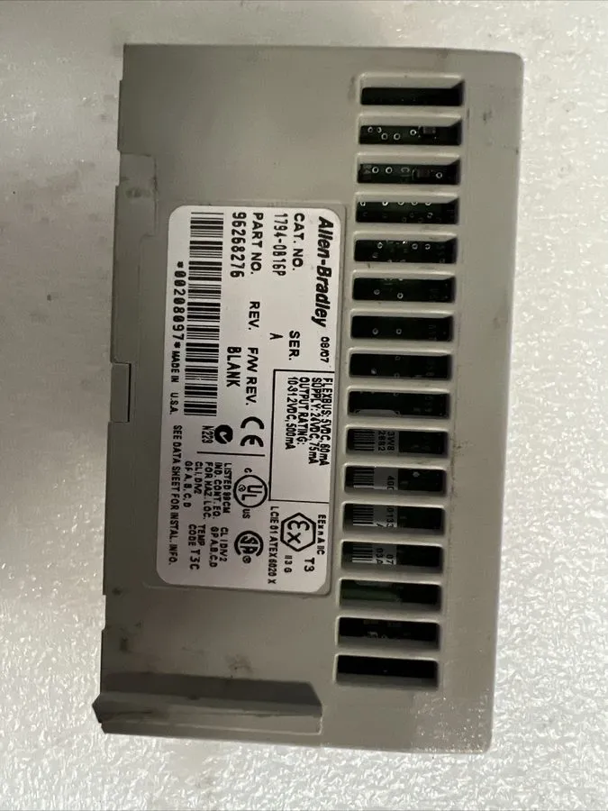 Модуль ввода-вывода Allen Bradley FLEX I/O 1794-OB16P 24VDC Source Output-Protec