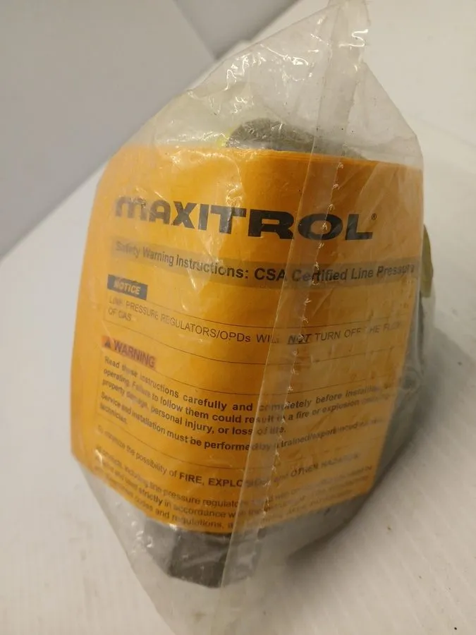 Трубопроводная арматура Maxitrol 325-3L 1/2" Gas Line Pressure Regulator CSA/ANS