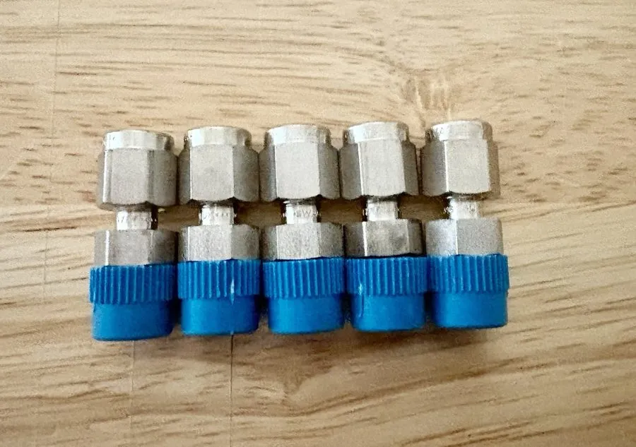 Разъём Swagelok SS-200-1-2 Male Connector Fitting 1/8” Tube OD x 1/8 Male NPT
