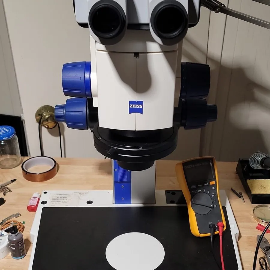 Объектив микроскопа ZEISS SteREO Discovery.V8 Microscope Body w/ Achromat S 0.5x