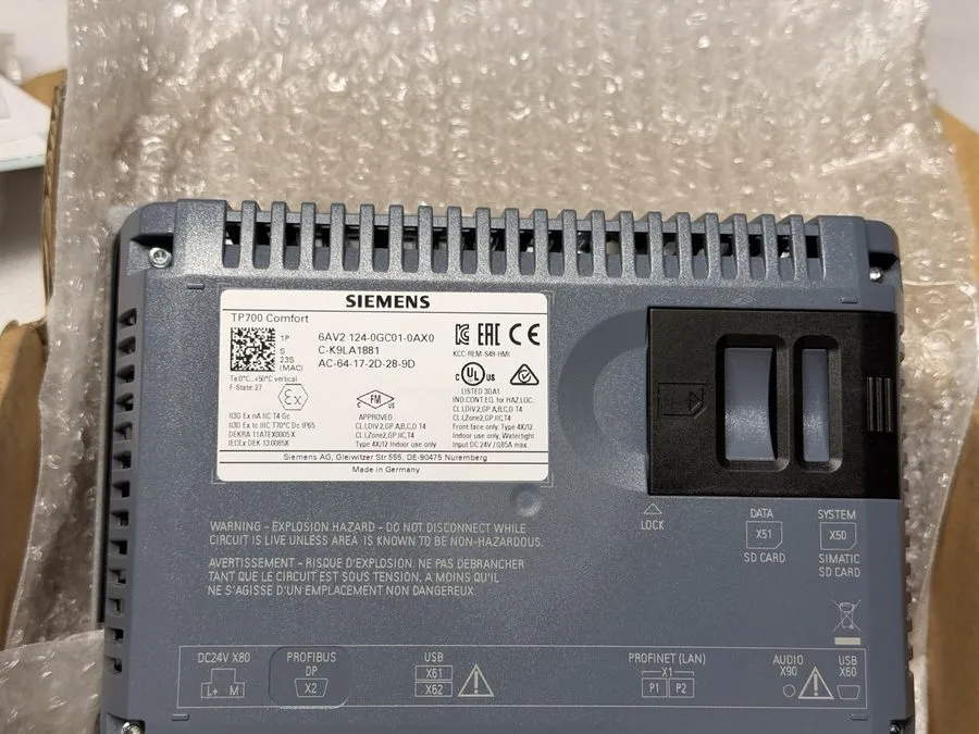 Панель оператора Siemens SIMATIC 6AV2 124-0GC01-0AX0 HMI TP700 Comfort Panel (Pa