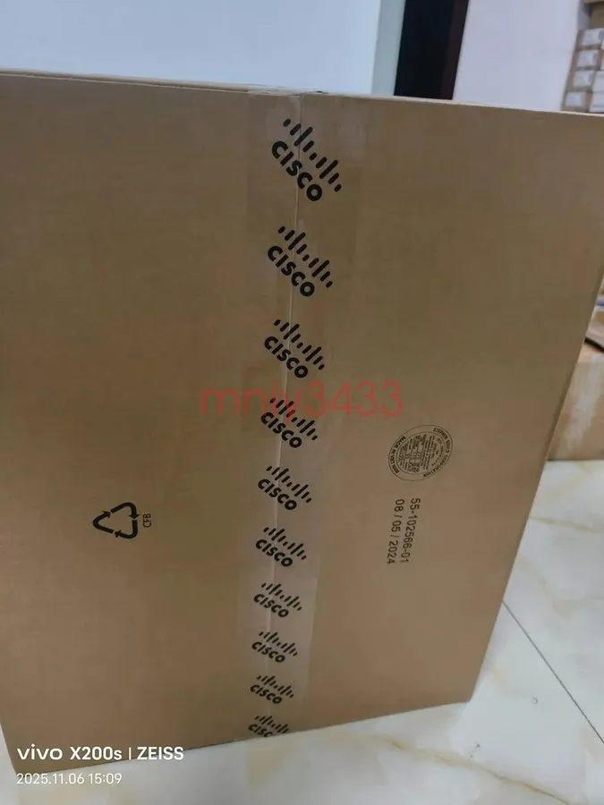 Коммутатор Cisco C9200L 48P 4G E Catalyst Switch 48 Port PoE+ 4x 1G SFP 1000W Po