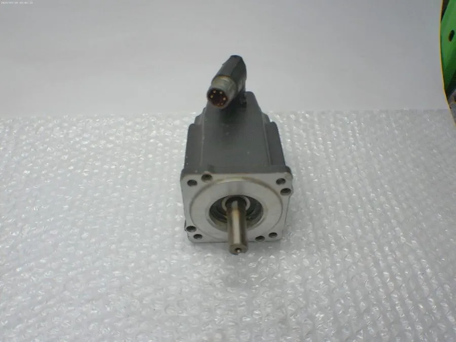 Серводвигатель ALLEN BRADLEY VPL-B1001M-PJ12AA SER.A SERVO MOTOR 6000RPM UNMP