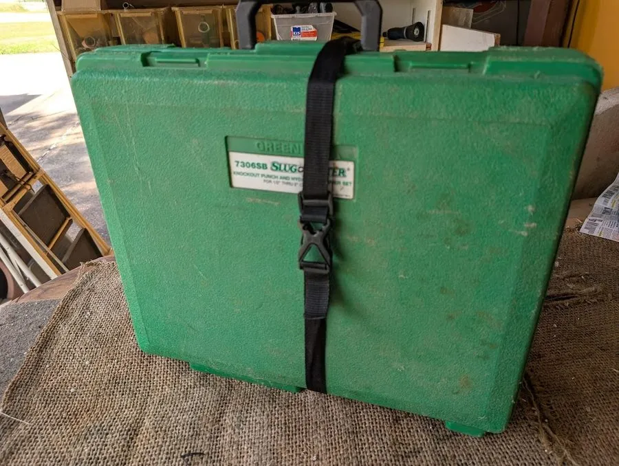 Электрооборудование Greenlee slugbuster knock out punch and hydraulic driver set