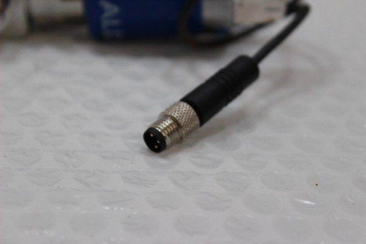 Фото лота 6LVV-ALD3VR4-CS от продавца №96931