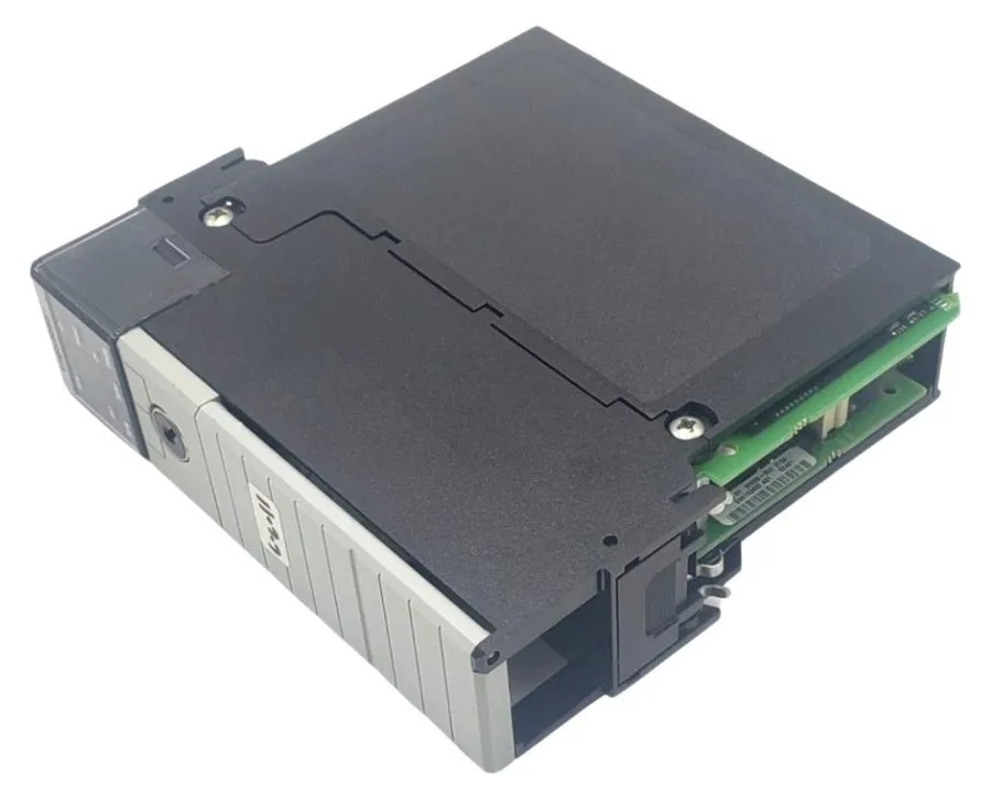Привод Allen-Bradley ControlLogix 1756-M1/A Processor Unit (1756-L1/A)