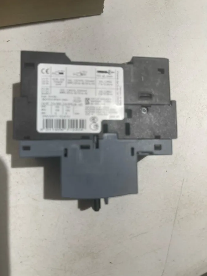 Автоматический выключатель SIEMENS Motor Protection Circuit Breaker 3RV2011-1EA1
